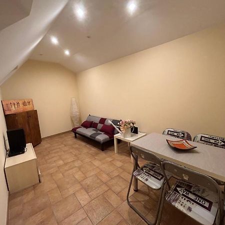 Jambo House Bed and Breakfast Velletri Εξωτερικό φωτογραφία